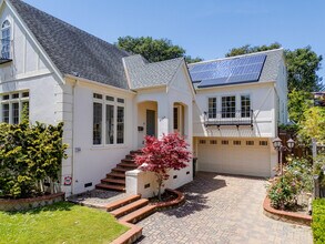 2344 Poppy Dr in Burlingame, CA - Building Photo - Building Photo