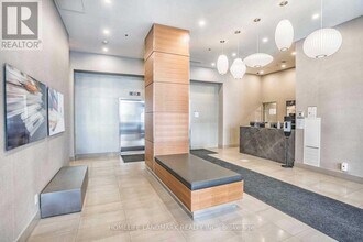 18 Rean Dr in Toronto, ON - Building Photo - Building Photo