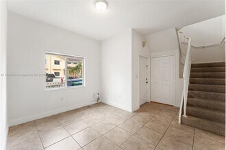 18032 NW 74th Ct in Hialeah, FL - Building Photo - Building Photo