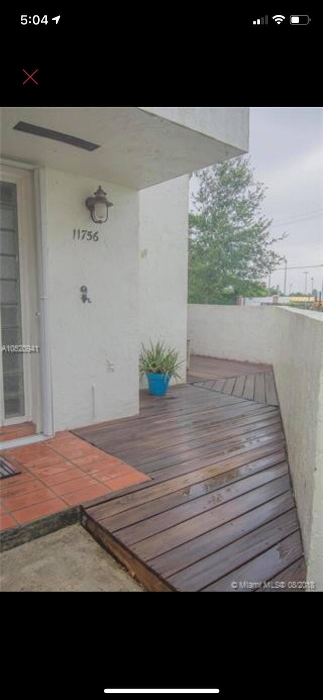 property at 11756 Terra Bella Blvd