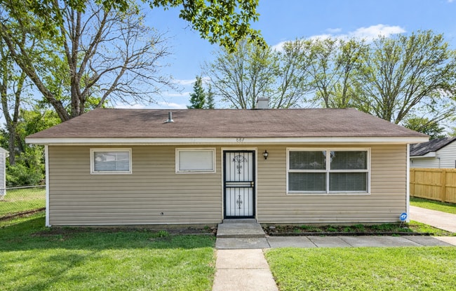 property at 887 Par Ave