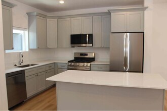 4475 S 500 E in Millcreek, UT - Building Photo - Building Photo
