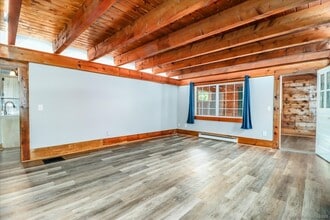 206 Litchfield Turnpike in Washington, CT - Building Photo - Building Photo