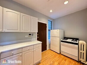 4221 N Paulina St, Unit J05W in Chicago, IL - Building Photo - Building Photo