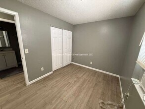 8218 N Elmer St in Tampa, FL - Building Photo - Building Photo