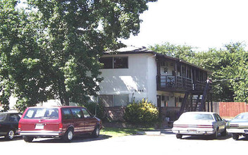 3705 Morse Ave in Sacramento, CA - Building Photo - Building Photo