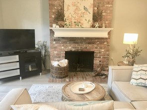 3839 Dry Creek Dr-Unit -134 in Austin, TX - Building Photo - Building Photo