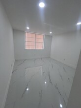 4594 NW 79th Ave, Unit 1D in Doral, FL - Building Photo - Building Photo