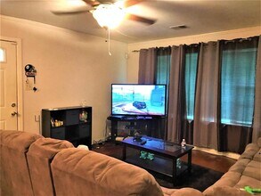 4013 McDermed Dr in Houston, TX - Building Photo - Building Photo