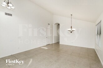 1814 E Erie St in Gilbert, AZ - Building Photo - Building Photo