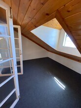 6564 Del Playa Dr in Goleta, CA - Building Photo - Building Photo