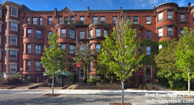 property at 922 Beacon St