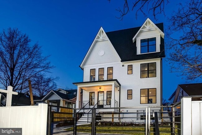 property at 1018 Bryant St NE