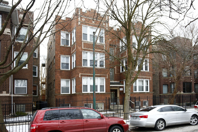 6741 S Ridgeland Ave in Chicago, IL - Building Photo - Building Photo