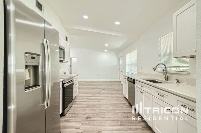 2625 Nova Dr in Apopka, FL - Building Photo - Building Photo