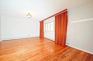 1856 E 13th St in Brooklyn, NY - Building Photo