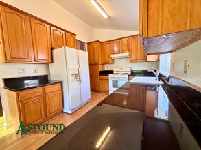 103 Oriole Ct in Hercules, CA - Building Photo - Building Photo