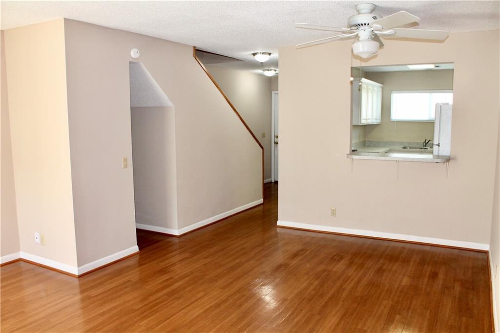 1000 Mallery St in St. Simons Island, GA - Foto de edificio