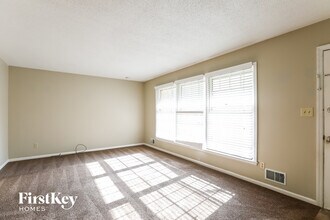 5800 Booth Ave in Kansas City, MO - Building Photo - Building Photo