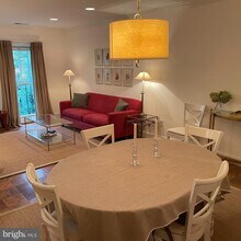 3221 Sutton Pl NW in Washington, DC - Building Photo - Building Photo