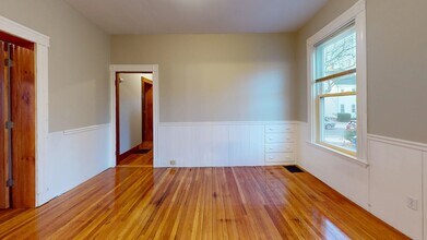 71 Chandler St, Unit 1 in Somerville, MA - Foto de edificio - Building Photo