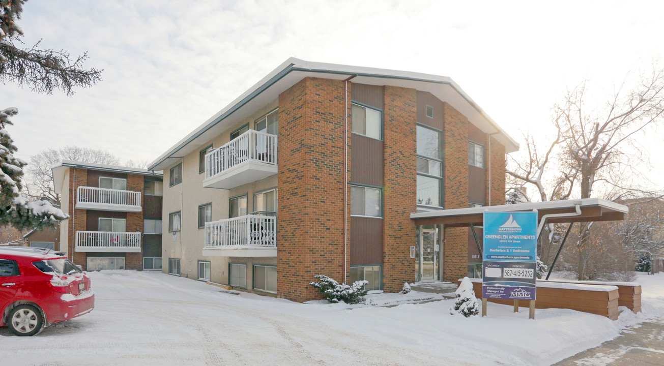 Greenglen Apartments in Edmonton, AB - Building Photo