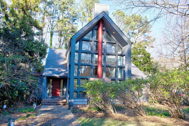 property at 3628 Carlisle Dr