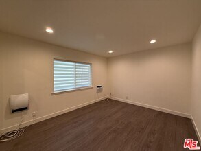 1942 S Sherbourne Dr in Los Angeles, CA - Building Photo - Building Photo