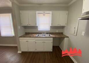 3722 Fairoaks Ave in Memphis, TN - Building Photo - Building Photo
