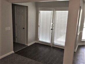 102 Kathryns Ct in Savannah, GA - Building Photo - Building Photo
