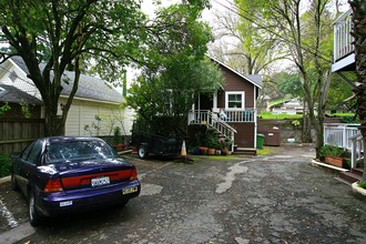 Buena Vista in San Anselmo, CA - Building Photo - Building Photo