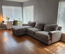 2057 W Summit Ave, Unit B in San Antonio, TX - Building Photo - Building Photo