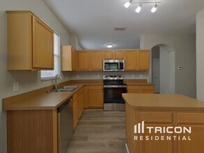 3733 Shawn Cir in Orlando, FL - Building Photo - Building Photo