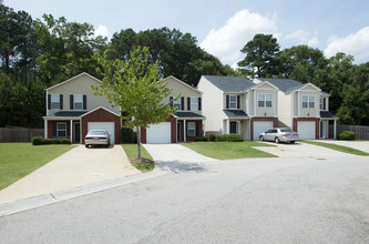 146 Alton Cir in Villa Rica, GA - Foto de edificio - Building Photo