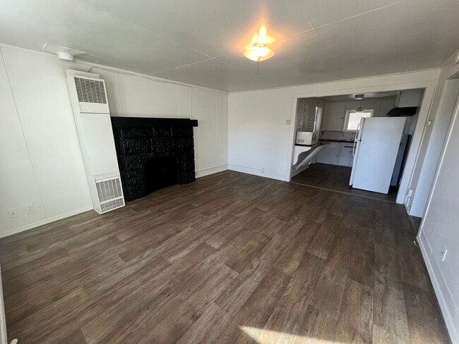 2620 Crest St in Klamath Falls, OR - Building Photo - Building Photo