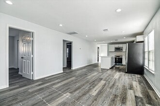 7846 S Howton St in Houston, TX - Building Photo - Building Photo