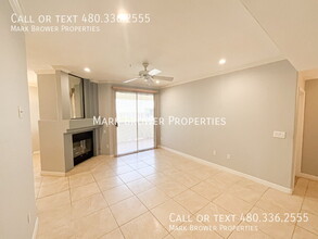 2992 N Miller Rd in Scottsdale, AZ - Building Photo - Building Photo