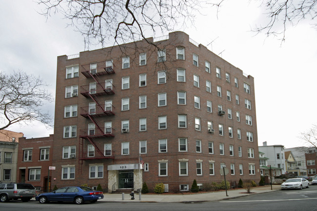 123 Marine Ave in Brooklyn, NY - Building Photo - Building Photo