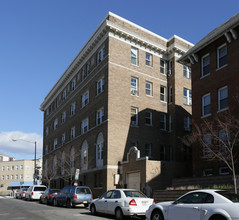 Beverly Court in Washington, DC - Building Photo - Building Photo