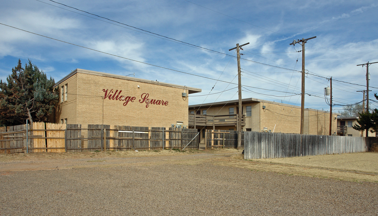 Village Square in Lubbock, TX - Foto de edificio