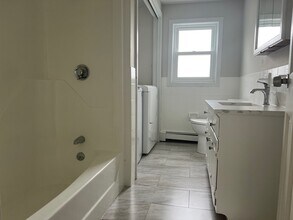 185 Walnut Ave in Revere, MA - Building Photo - Building Photo
