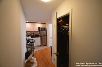 510 Beacon St, Unit 11 in Boston, MA - Building Photo - Building Photo