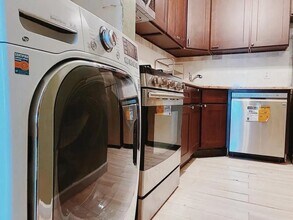 Nice room in a good neighborhood in Brooklyn, NY - Foto de edificio - Building Photo