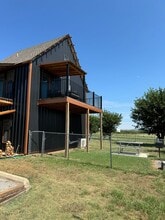 501 Oak Ave in Cache, OK - Building Photo - Building Photo