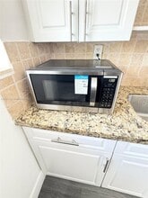 231 SW 15th St in Pompano Beach, FL - Building Photo - Building Photo