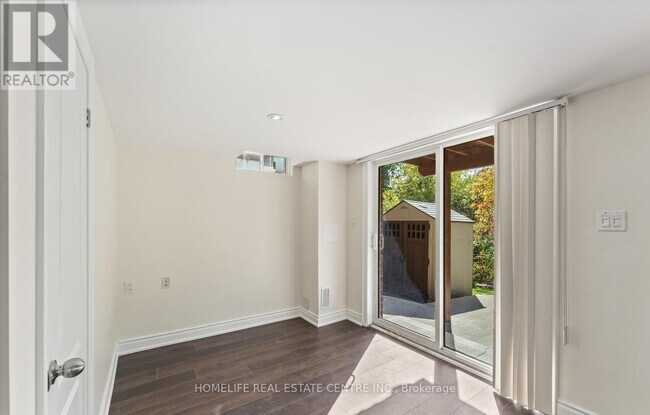42 Arrowpoint Dr in Brampton, ON - Building Photo - Building Photo