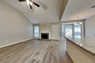 79 Rockridge Dr in Spring, TX - Building Photo - Building Photo