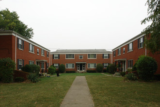 170-174 Thierman Ln in Louisville, KY - Building Photo - Building Photo