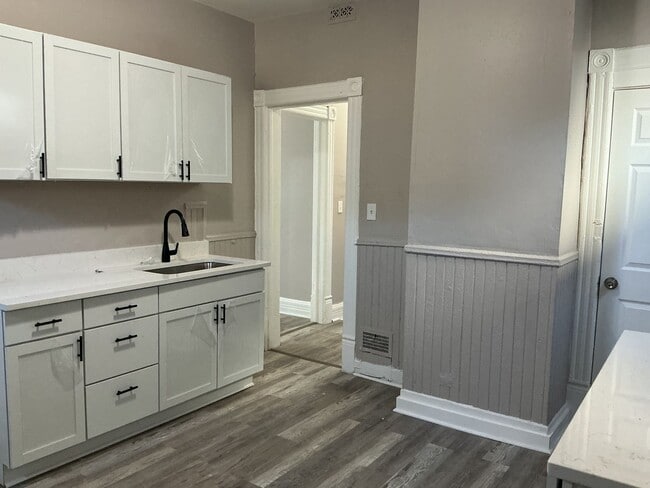 property at 228 N 34th St