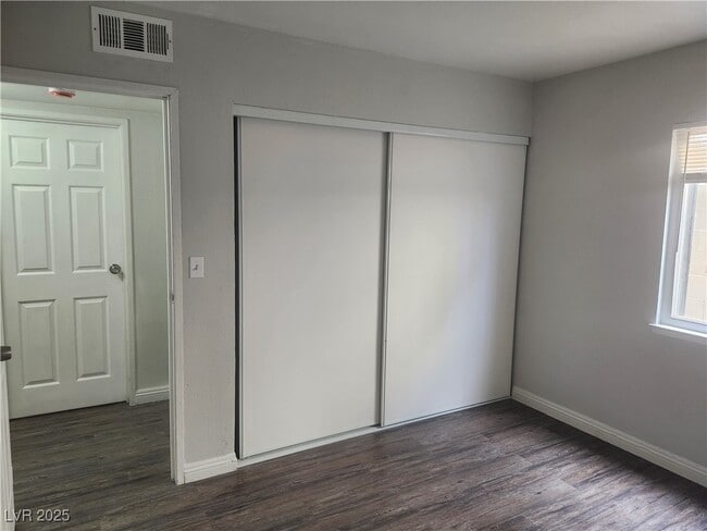 property at 3437 E Cheyenne Ave